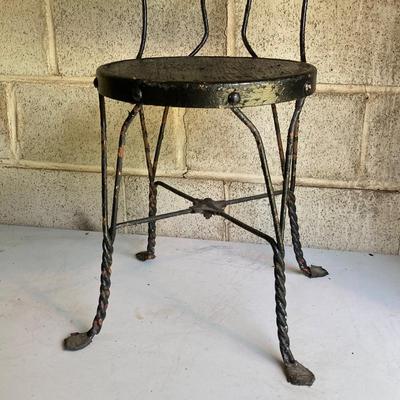 LOT 67: Vintage Ice Cream Parlor Table with Four Chairs