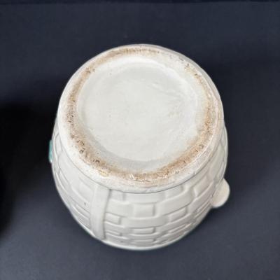 LOT 83: American Bisque Cat in Basket Cookie Jar