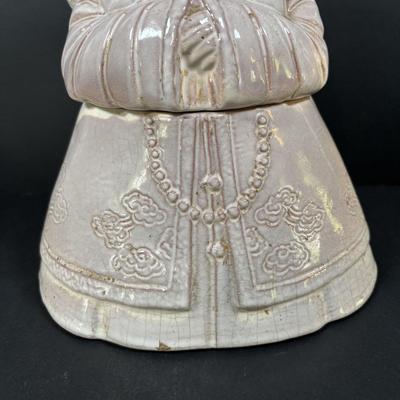 LOT: 96: Vintage Chinese Emperor Cookie Jar