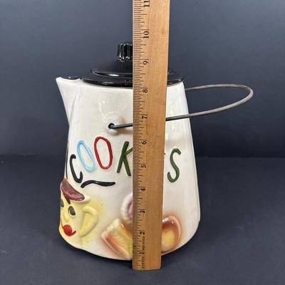 LOT 99: American Bisque Coffee Pot Cookie Jar