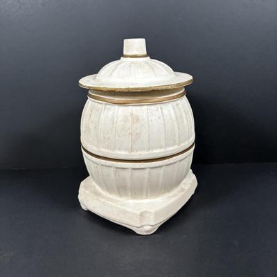 LOT 100: McCoy Pot Belly Stove Cookie Jar