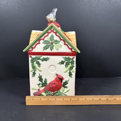 LOT 103: Lenox Winter Greetings Birdhouse Cookie Jar