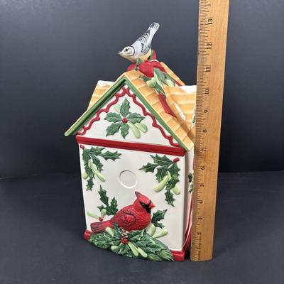 LOT 103: Lenox Winter Greetings Birdhouse Cookie Jar