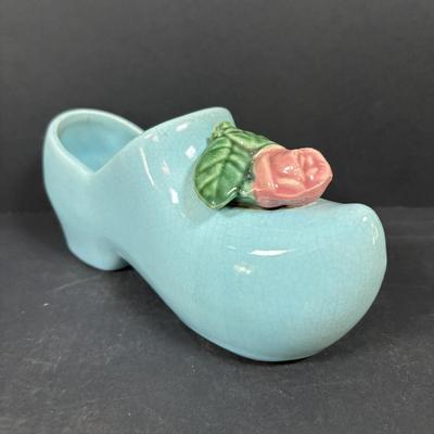 LOT 104: McCoy Dutch Shoe Planters, Delft Blue Pitcher, Ceramic Art Studio Wee Dutch Boy & Girl Salt/Pepper Shakers
