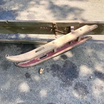 LOT 166: Vintage Wooden Toboggan / Sled