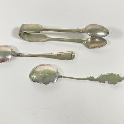 LOT 171: Silver Plated Collection - James W Tufts Quadruple Plated 1946 Pitcher, Utensils (Indian Silver / Four Star England, R Walace...