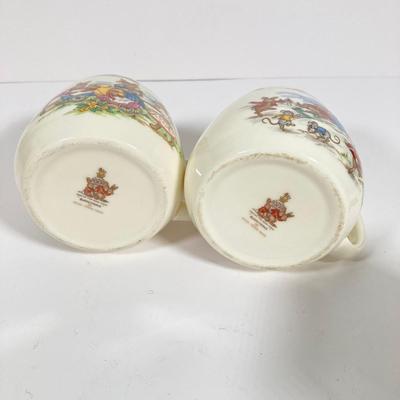 LOT 173: Collection of Children's Juice Glasses and Mugs - Welch's and Bunnykins Included