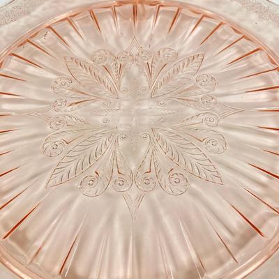 LOT 177: Collection of Pink Glass - Serving Plates / Bowls