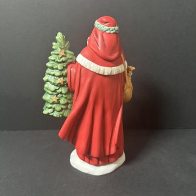 LOT 219: Vintage Slag Glass Star Candle Holders, Milk Glass Santa Cover Sleigh Dish, Lenox Old World Santa