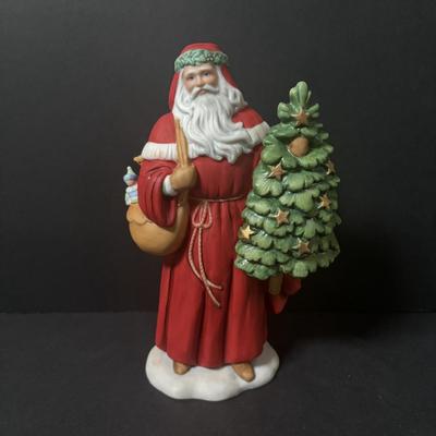 LOT 219: Vintage Slag Glass Star Candle Holders, Milk Glass Santa Cover Sleigh Dish, Lenox Old World Santa