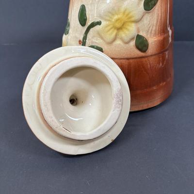 LOT 222: Vintage Butter Churn Cookie Jar