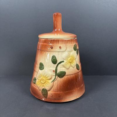 LOT 222: Vintage Butter Churn Cookie Jar