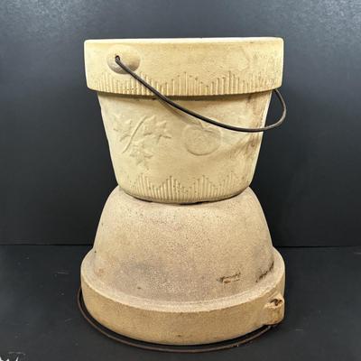 LOT 231: Vintage Neu-Deel Stoneware Bowls