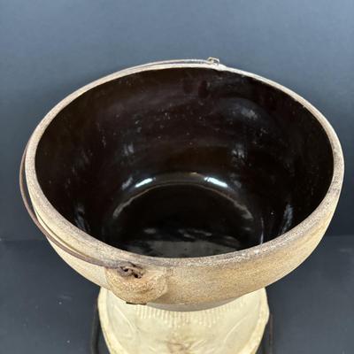 LOT 231: Vintage Neu-Deel Stoneware Bowls