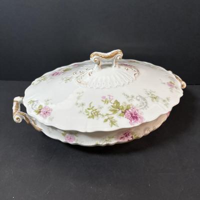 LOT 237: Beautiful China & More Collections: Limoges Covered Serving Bowls, Imperial Crown China Austria, R&S Germany