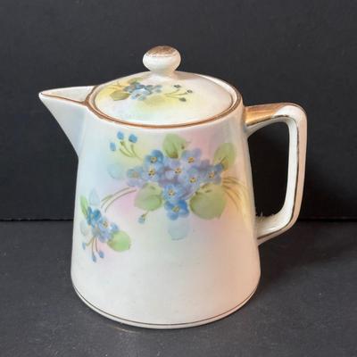 LOT 237: Beautiful China & More Collections: Limoges Covered Serving Bowls, Imperial Crown China Austria, R&S Germany