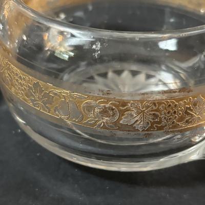 LOT 238: Elegant Gold Rimmed Collection