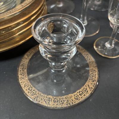 LOT 238: Elegant Gold Rimmed Collection