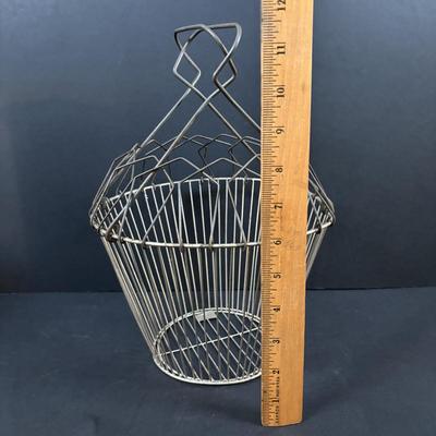 LOT 241: Yellow Swirl Bowl USA, Nantucket Hand Crafted Basket, Swanky Swig Kraft Juice Glasses & More