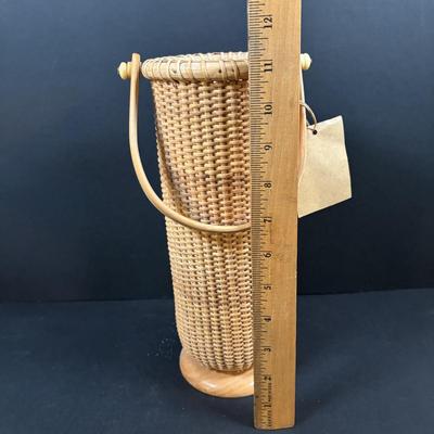 LOT 241: Yellow Swirl Bowl USA, Nantucket Hand Crafted Basket, Swanky Swig Kraft Juice Glasses & More