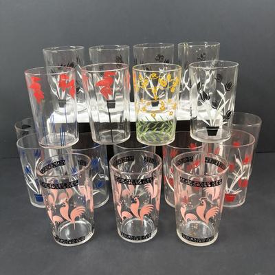 LOT 246: Vintage Juice Glass Collection: Roosters and Flowers