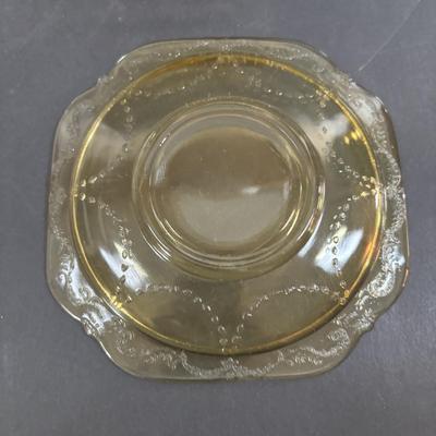 LOT 249: Vintage Amber Depression Glass Collection