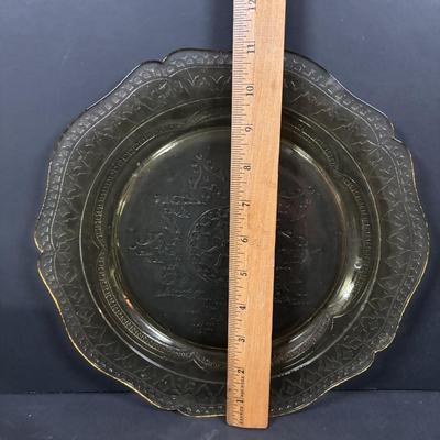 LOT 249: Vintage Amber Depression Glass Collection