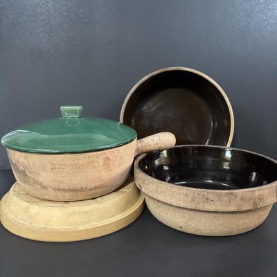 LOT 250: Vintage Stoneware Collection