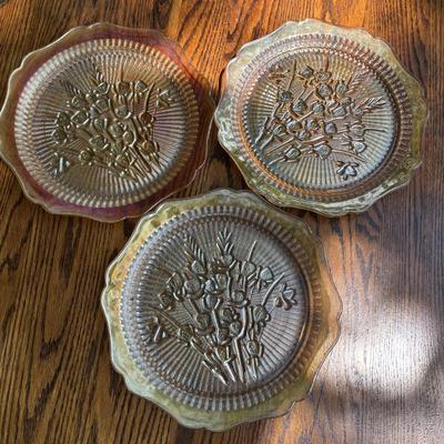 LOT 255: Jeanette Glass Iris and Herringbone Marigold Carnival Glass Collection