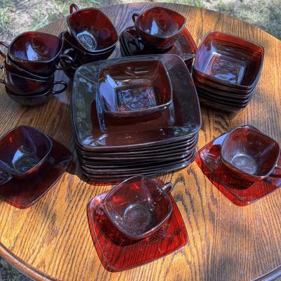 LOT 257: Anchor Hocking Royal Ruby Charm Square Glassware Collection