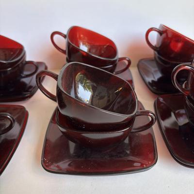LOT 257: Anchor Hocking Royal Ruby Charm Square Glassware Collection