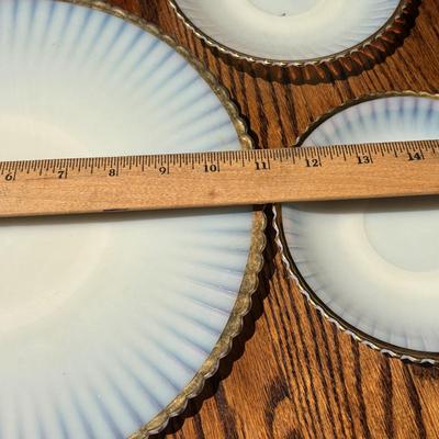 LOT 258: Vintage Petalware Cremax Collecton & More