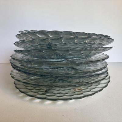 LOT 259: Anchor "Hocking Blue "Bubble" Collection: Plates, Divided Plates, Salad Plates, Cup and More