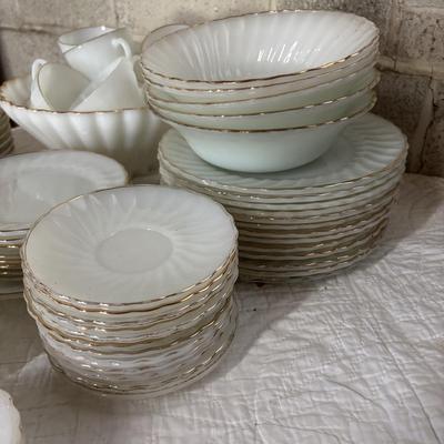 LOT 260: Vintage Milk Glass w/Gold Trim Dish Collection