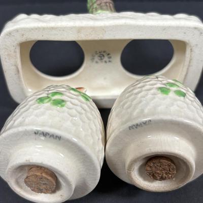 LOT 261: Hall for Westing House Refrigerator Dishes (no lids), Brown Glaze Bowl USA, Shawnee Cat Creamer, National Dairy Orange Juice...