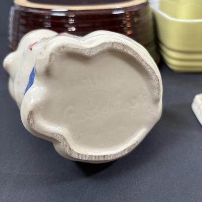 LOT 261: Hall for Westing House Refrigerator Dishes (no lids), Brown Glaze Bowl USA, Shawnee Cat Creamer, National Dairy Orange Juice...