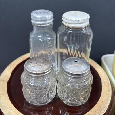 LOT 261: Hall for Westing House Refrigerator Dishes (no lids), Brown Glaze Bowl USA, Shawnee Cat Creamer, National Dairy Orange Juice...
