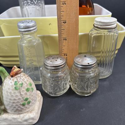 LOT 261: Hall for Westing House Refrigerator Dishes (no lids), Brown Glaze Bowl USA, Shawnee Cat Creamer, National Dairy Orange Juice...