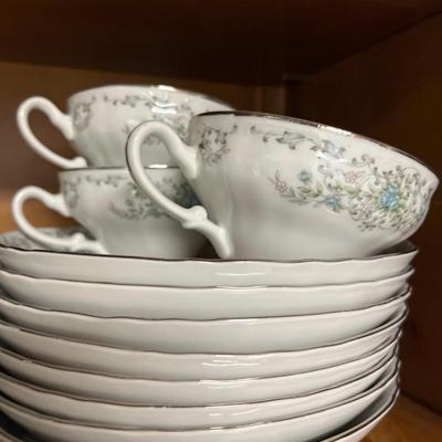 Sale Photo Thumbnail #208: 62 Piece China Set
Cacao China Japan