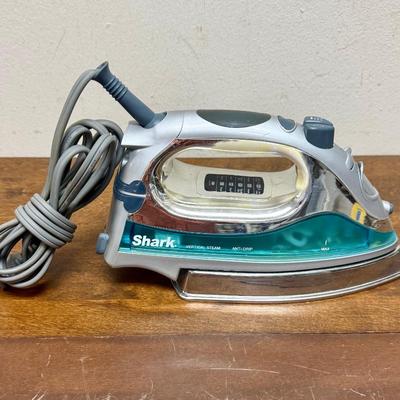 Shark Electric Steam Iron