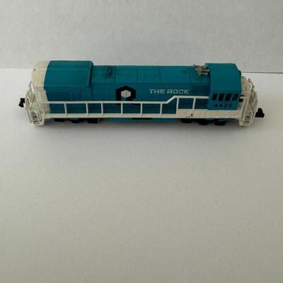 BACHMANN HO scale GE U36B Diesel Locomotive #4425