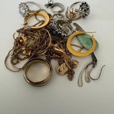 MIXED JEWELRY LOT