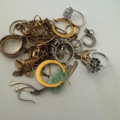 MIXED JEWELRY LOT