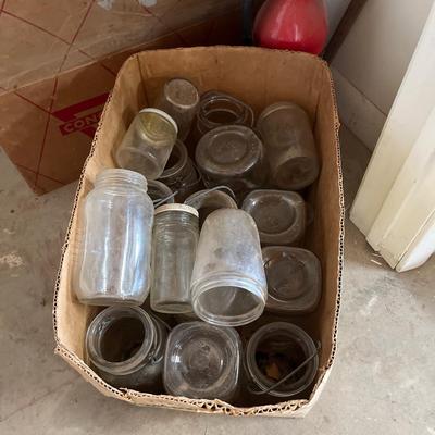 Sale Photo Thumbnail #278: Vintage canning jars