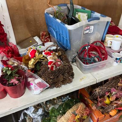 Sale Photo Thumbnail #307: Coffee table & Mirror and Lot of Christmas Decorations