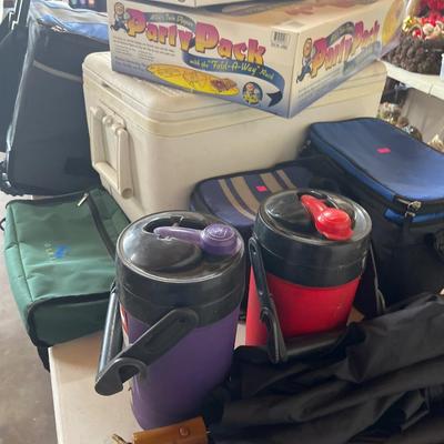 Sale Photo Thumbnail #323: Coolers , cooker, Party pack and more.