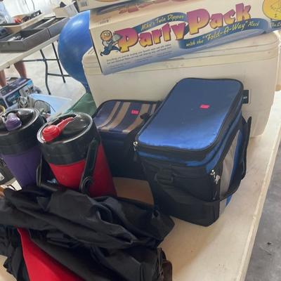 Sale Photo Thumbnail #321: Coolers , cooker, Party pack and more.