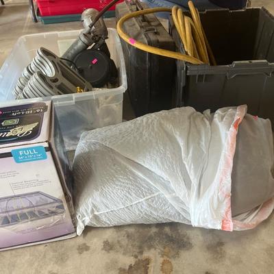Sale Photo Thumbnail #327: Rope, safety kit, air hose, mattresses

Table not included