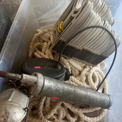 Sale Photo Thumbnail #331: Rope, safety kit, air hose, mattresses

Table not included