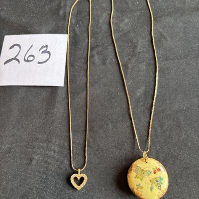 Necklace Lot